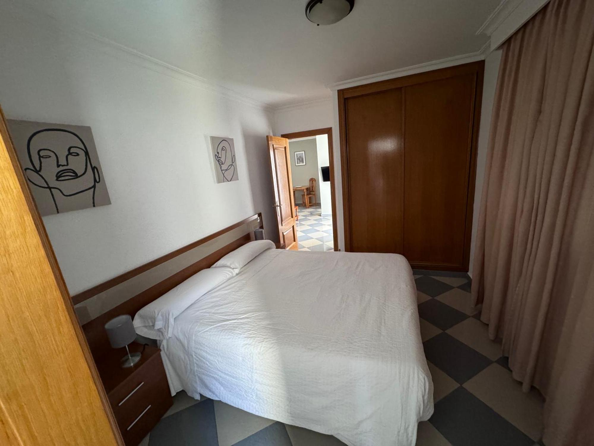 Apartamentos Nina De Oro توريمولينوس المظهر الخارجي الصورة