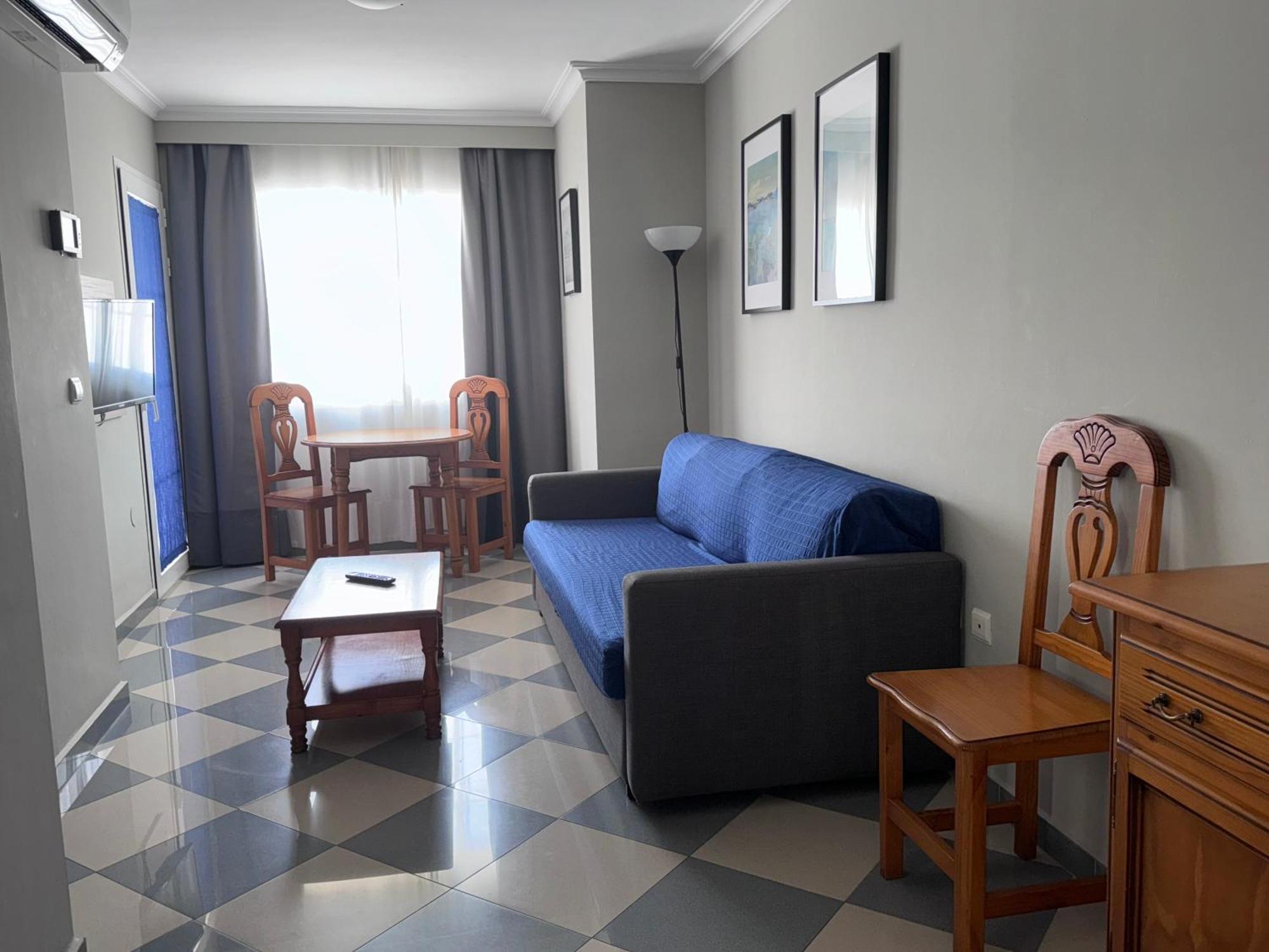 Apartamentos Nina De Oro توريمولينوس المظهر الخارجي الصورة