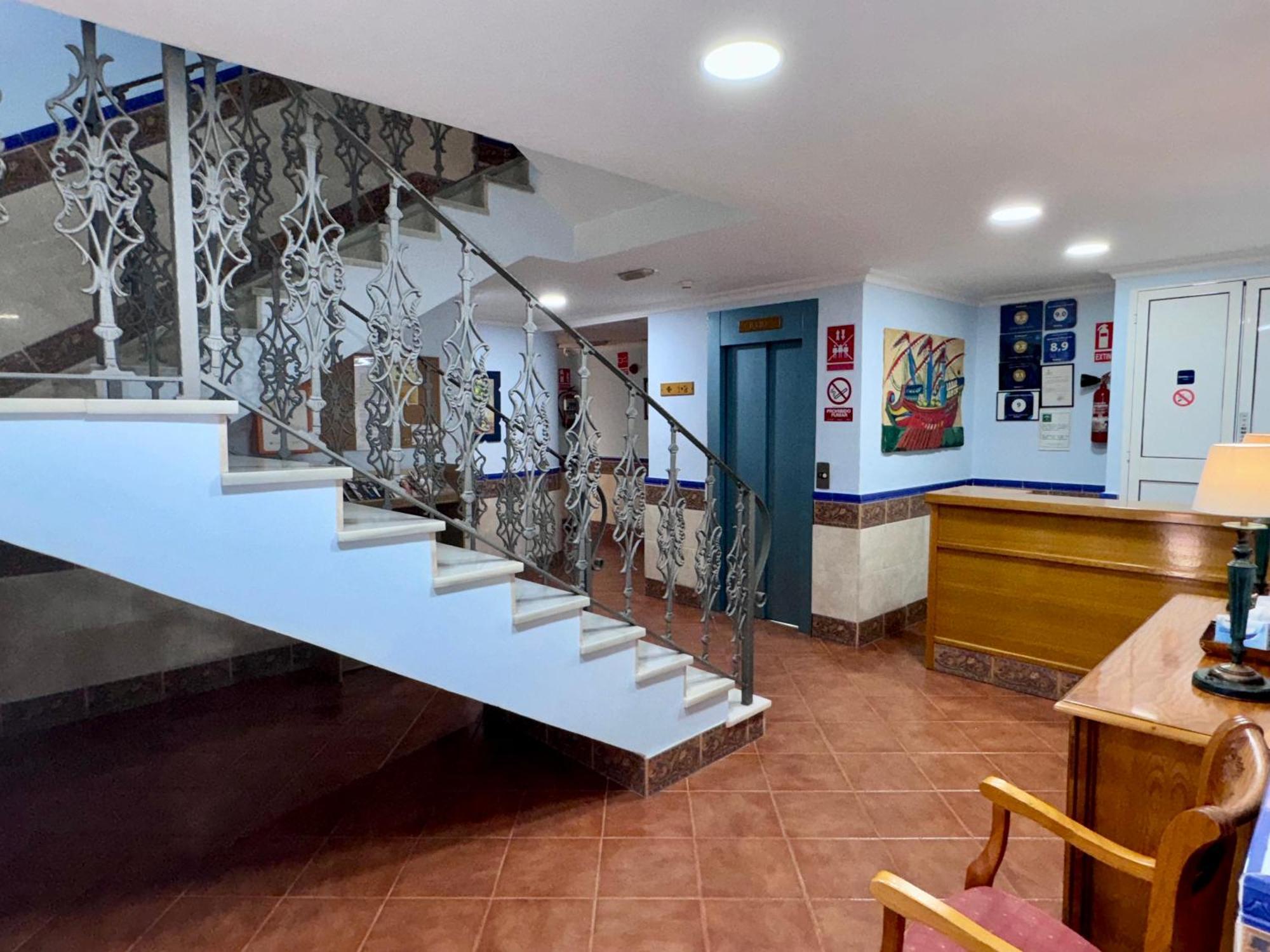 Apartamentos Nina De Oro توريمولينوس المظهر الخارجي الصورة