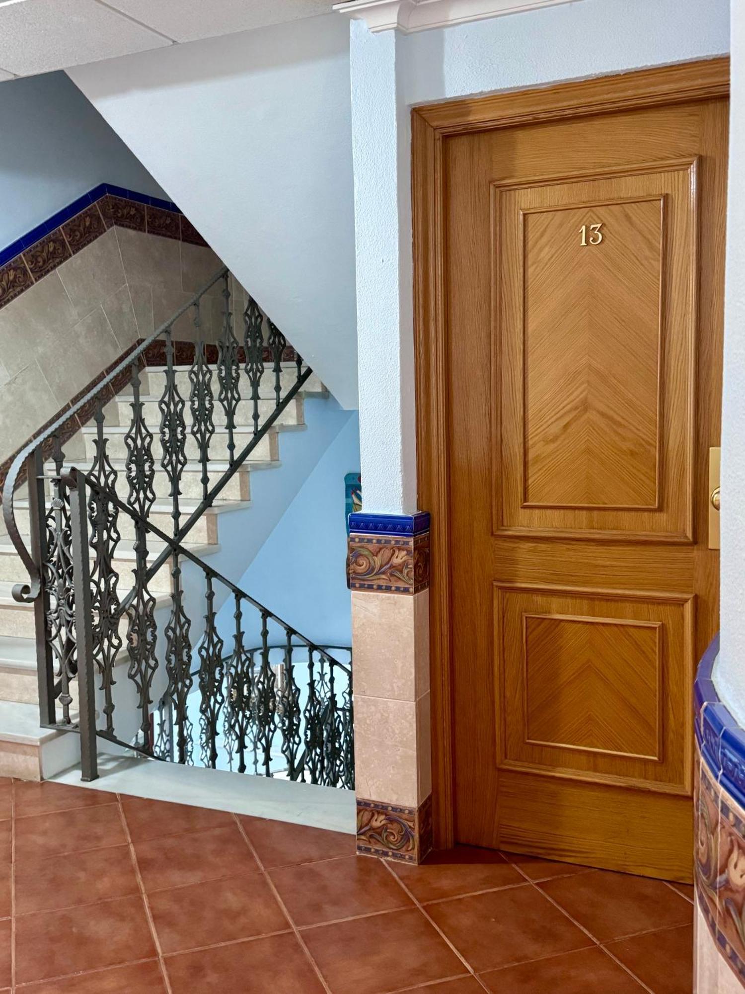 Apartamentos Nina De Oro توريمولينوس المظهر الخارجي الصورة