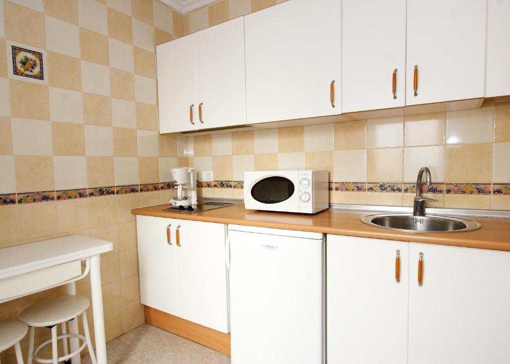 Apartamentos Nina De Oro توريمولينوس الغرفة الصورة
